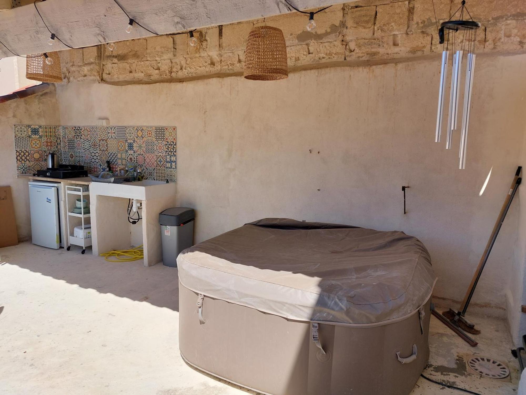 Maison Intra Muros, Terrasses Avec Vue Jaccuzzi Et Garage Villa Avignon